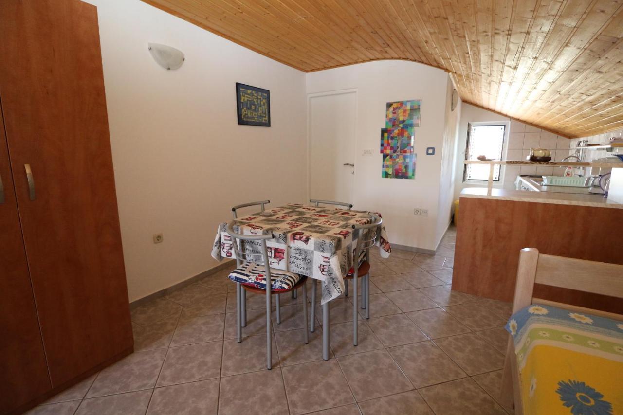 Studio Apartmani Rajlic Nin Luaran gambar